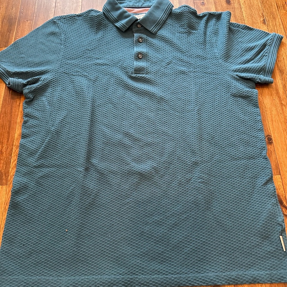 Men’s Ted Baker textured polo, size 4 (US small)